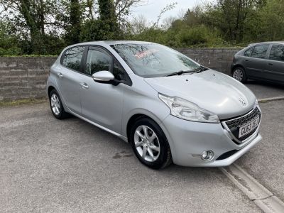 2013 PEUGEOT 208 1.4 HDI ACTIVE 5DR 2013 63 PEUGEOT 208 1.4 HDI ACTIVE 5DR... photo
