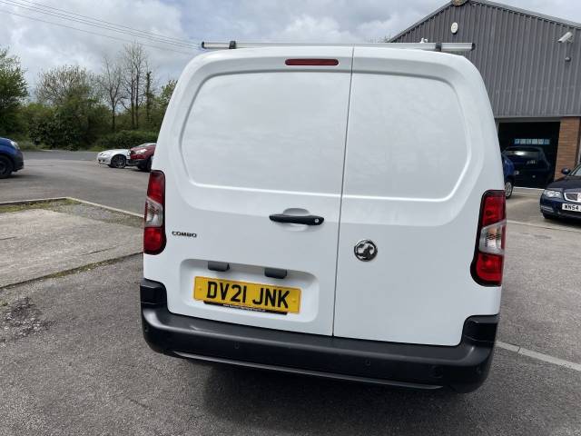 2021 Vauxhall Combo Cargo 2300 1.5 Turbo D 100ps H1 Dynamic Van