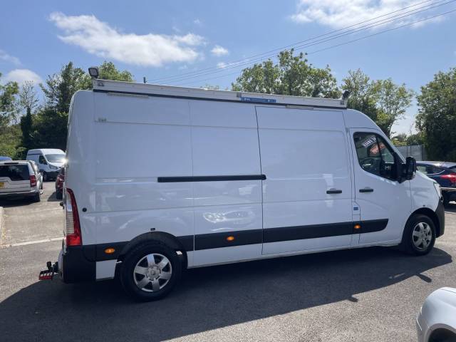 2021 Renault Master 2.3 LM35 ENERGY dCi 150 Business+ Medium Roof Van