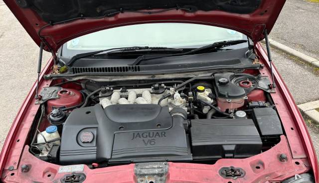 2003 Jaguar X-Type 2.0 V6 4dr